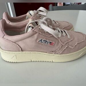 Autry Women's Pink Sneakers size 40